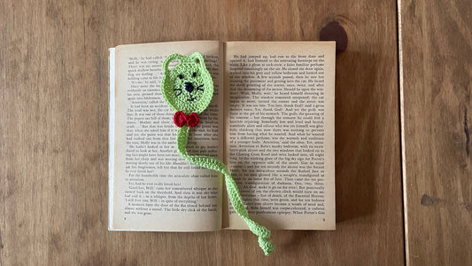 Crochet Cat Bookmark